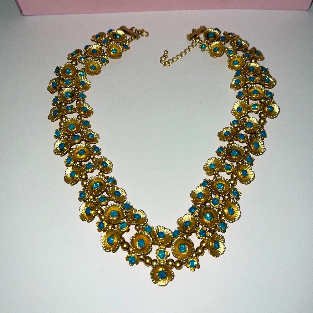 Gorgeous Floral Statement necklace
